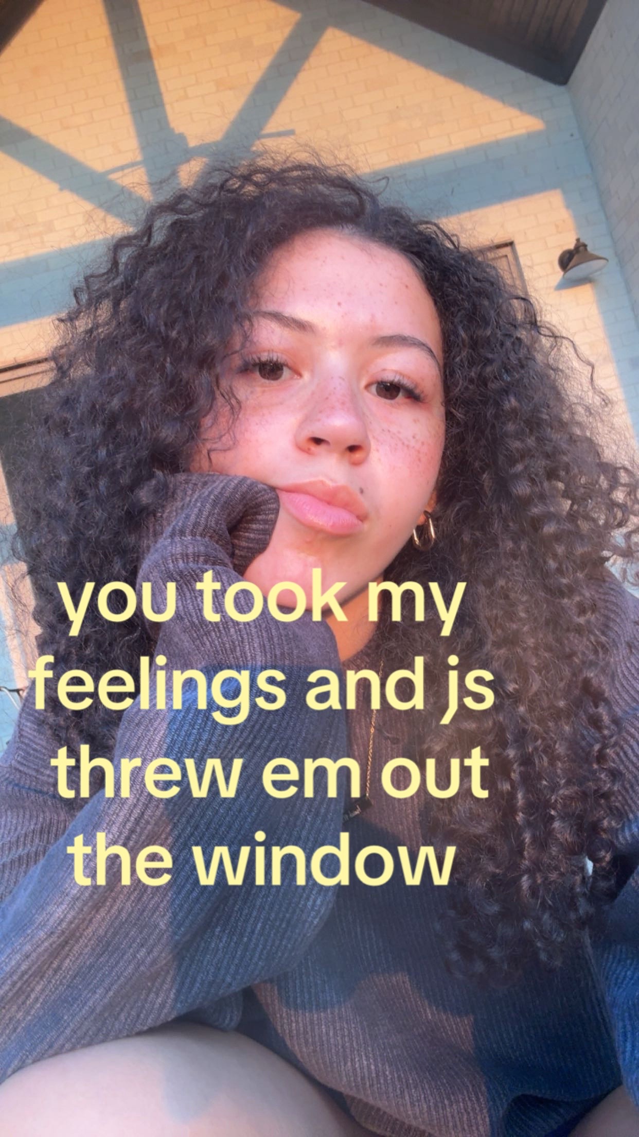 @izz