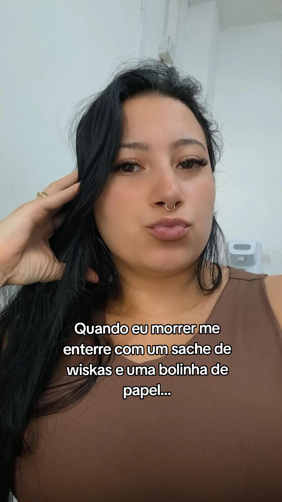 @Tha&iacute;s🍒