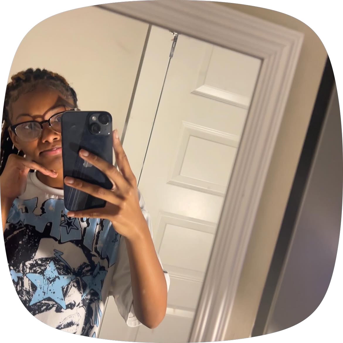 @👸🏾