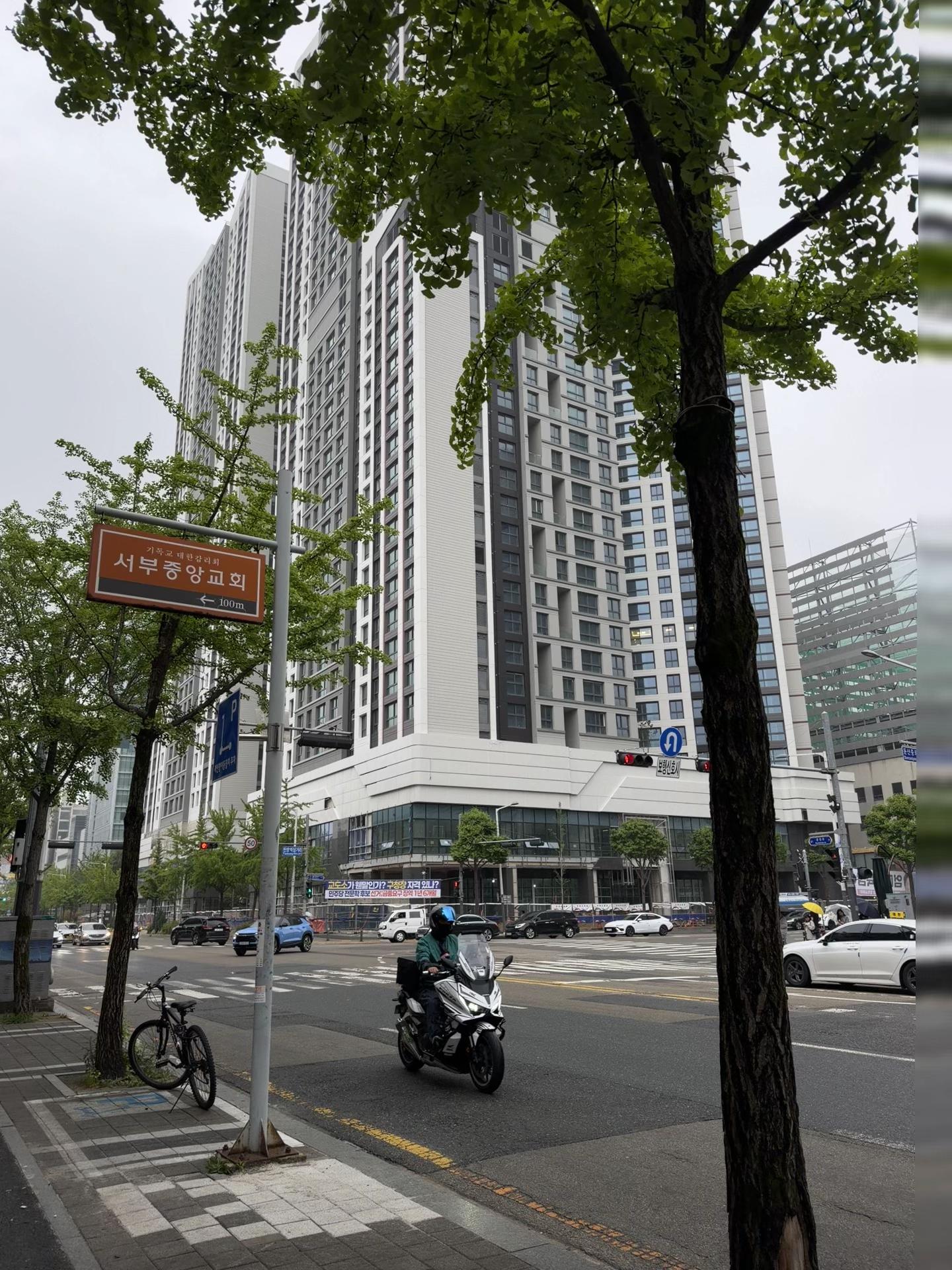 @kkuralaikaa