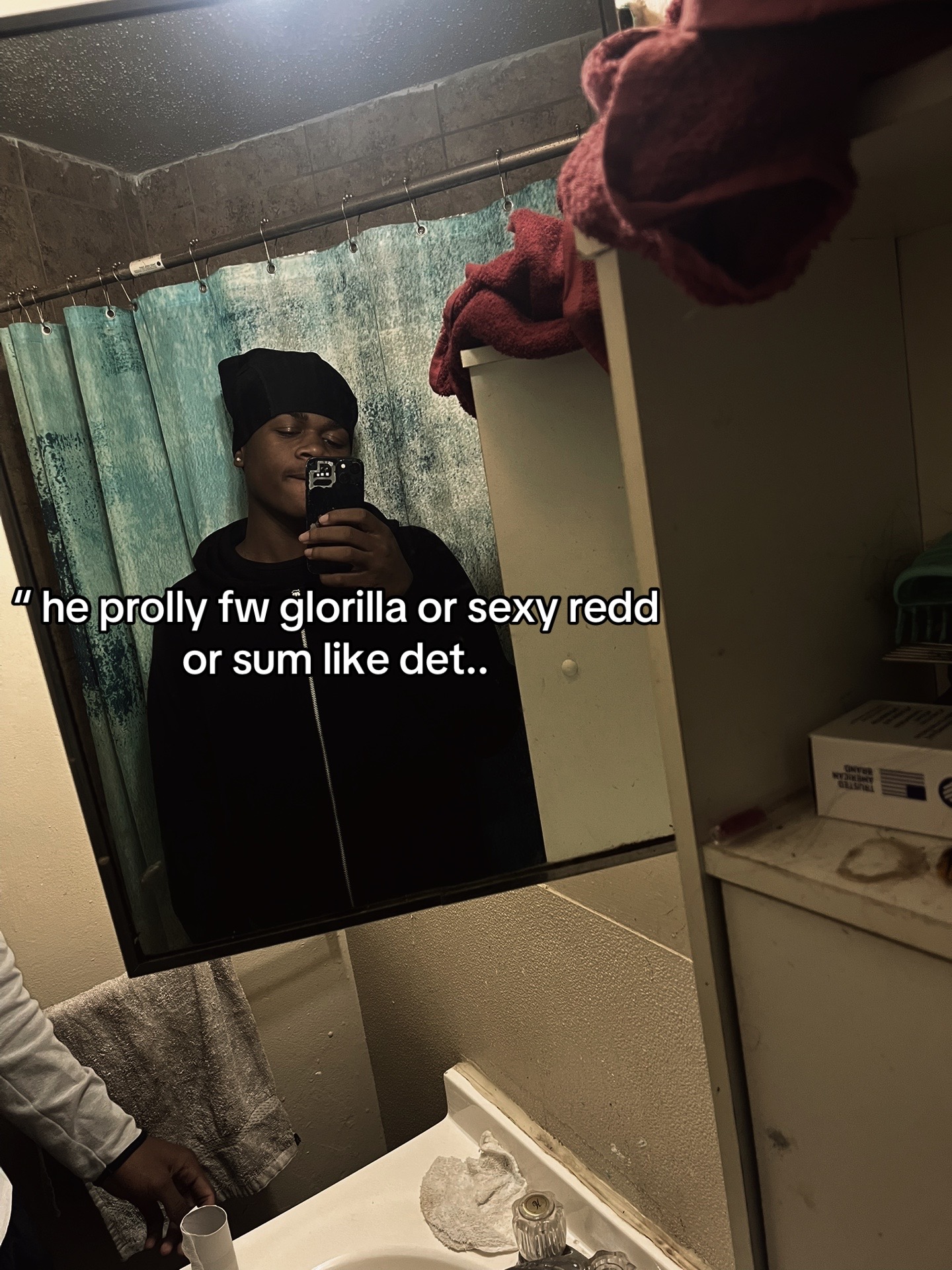 @🦅