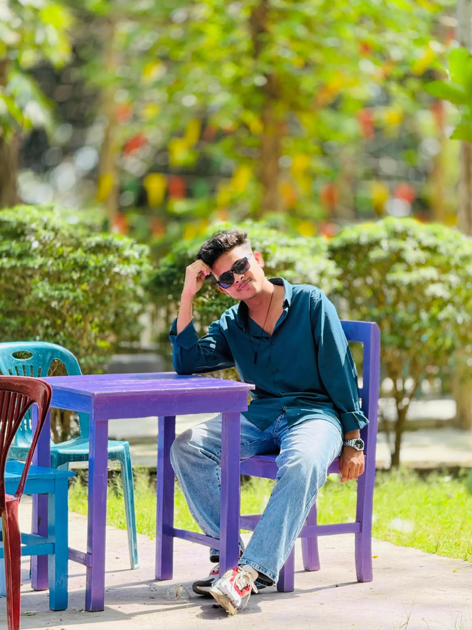 @𝐑𝐀𝐒𝐄𝐃 😎