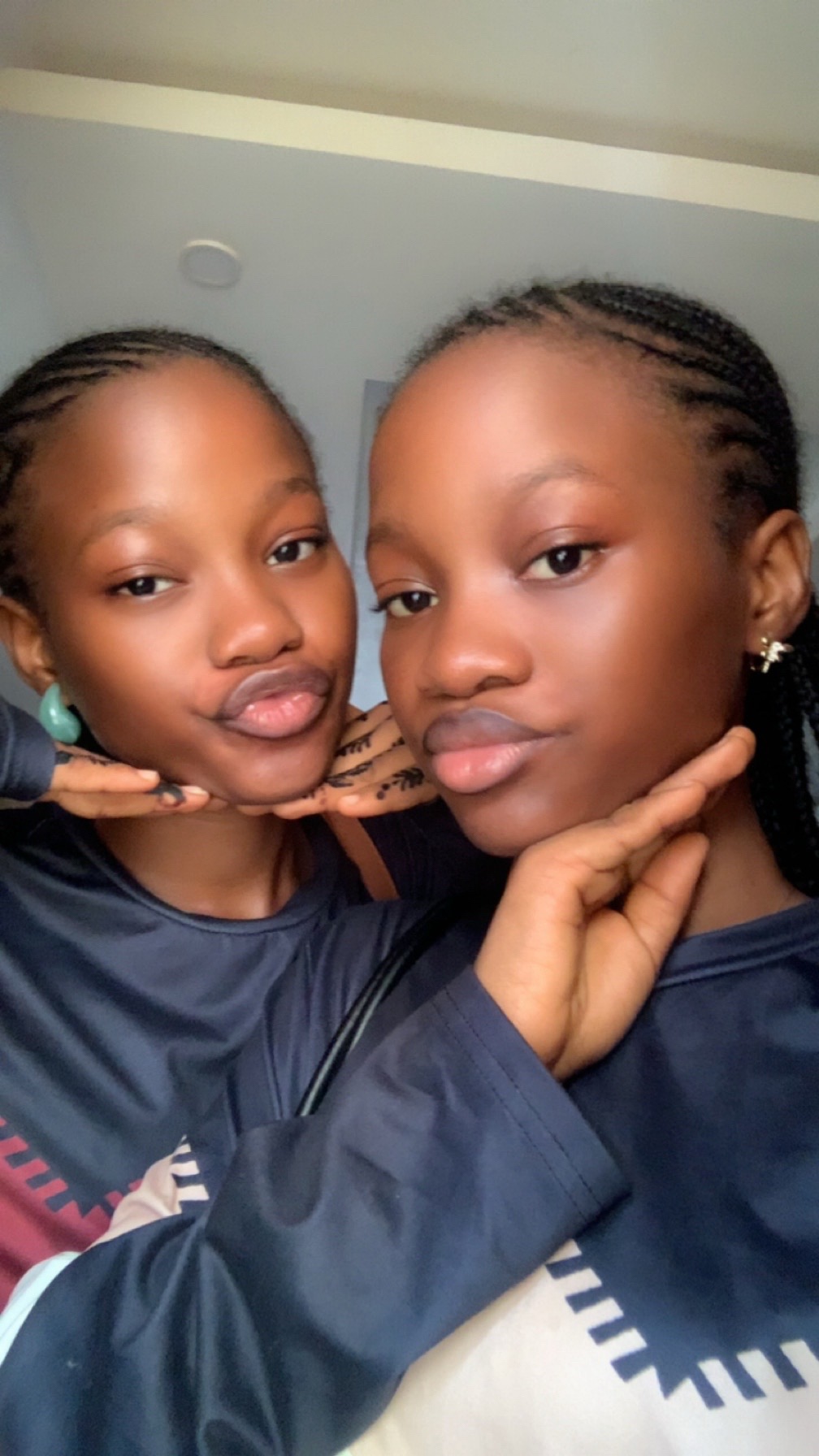@Nifemi🩺✨SmallNurse🌸👩⚕️