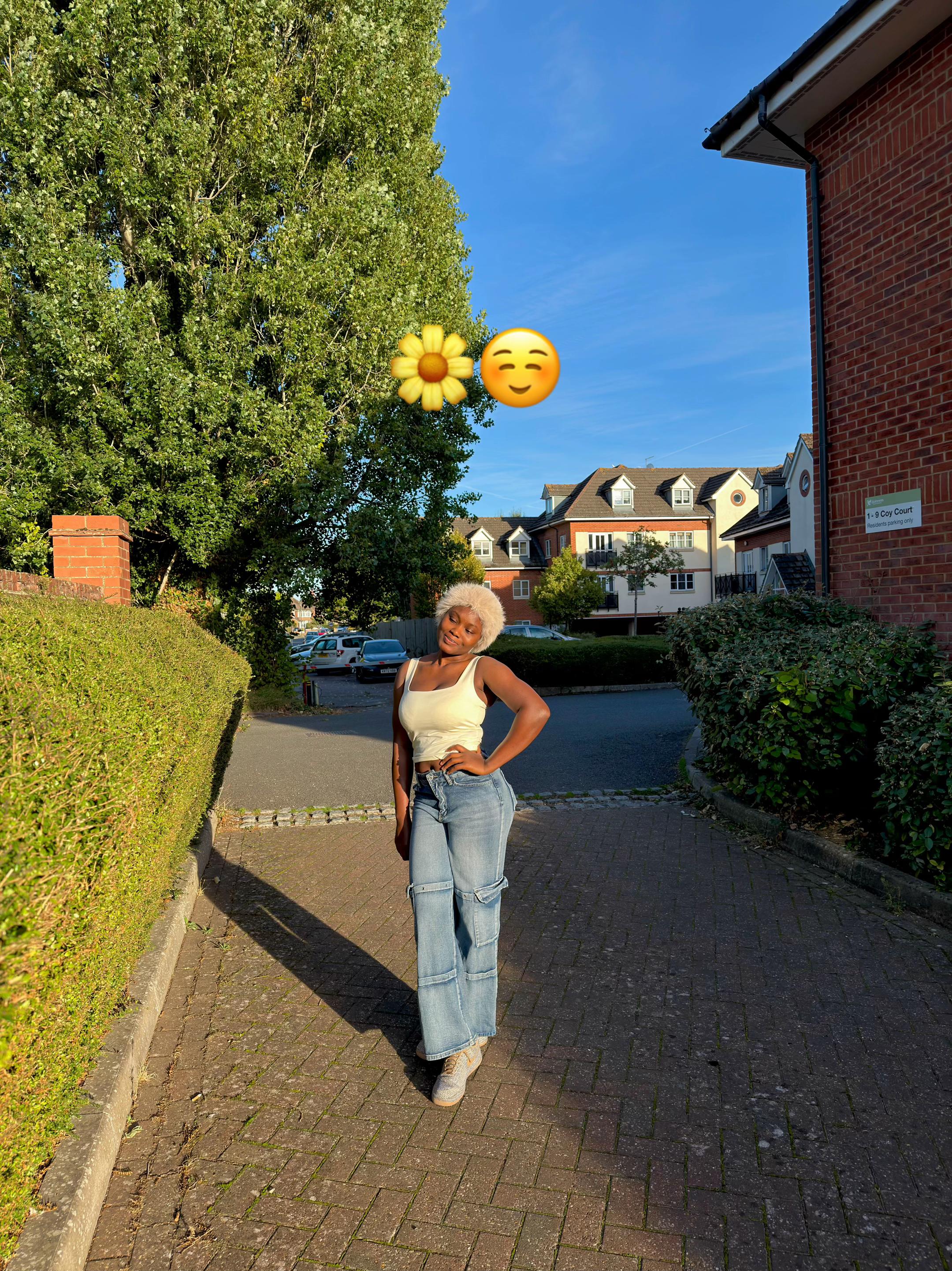 @Afra🥰🇬🇧