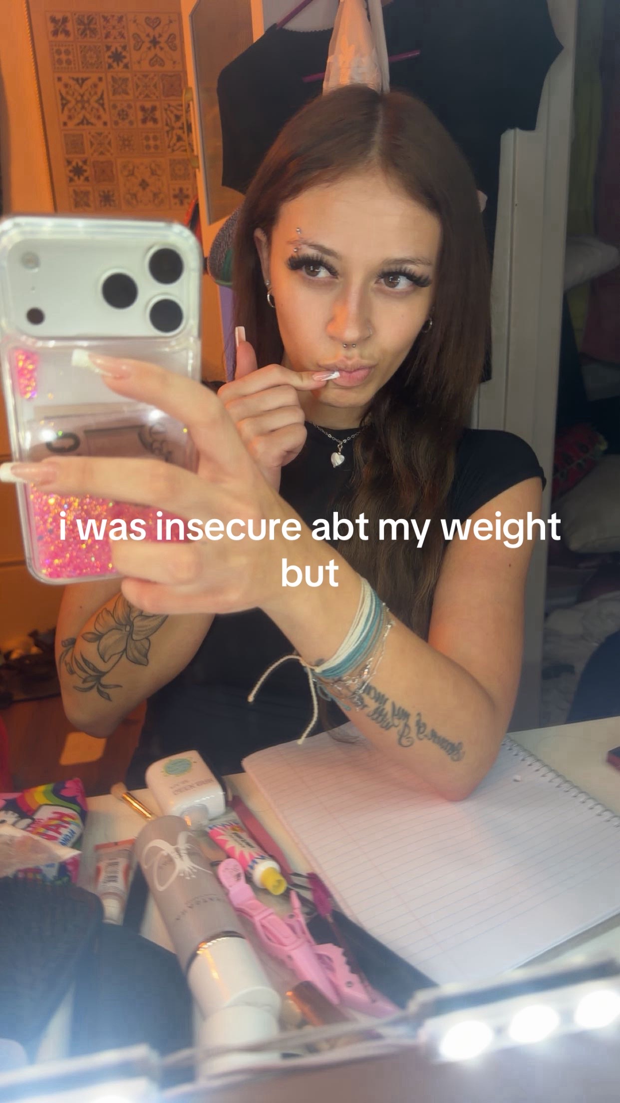 @️