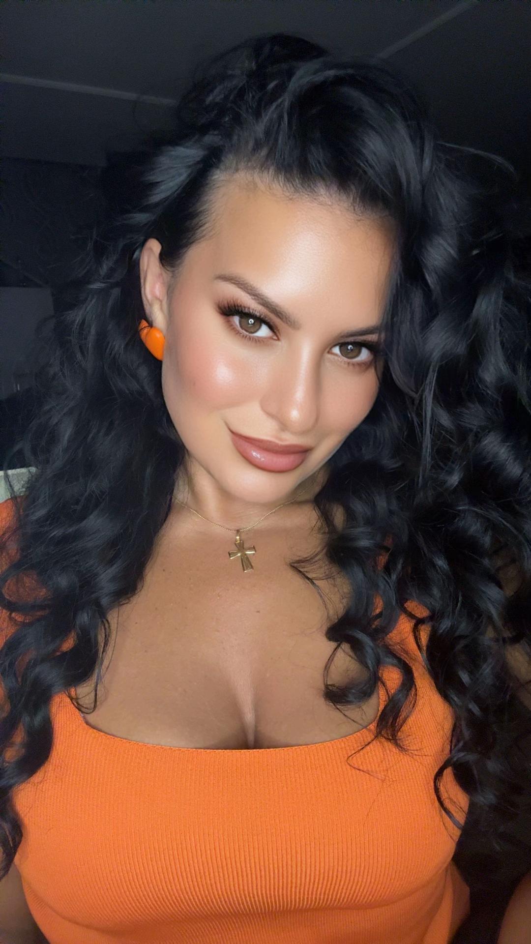 @Brunetka❤️🔥