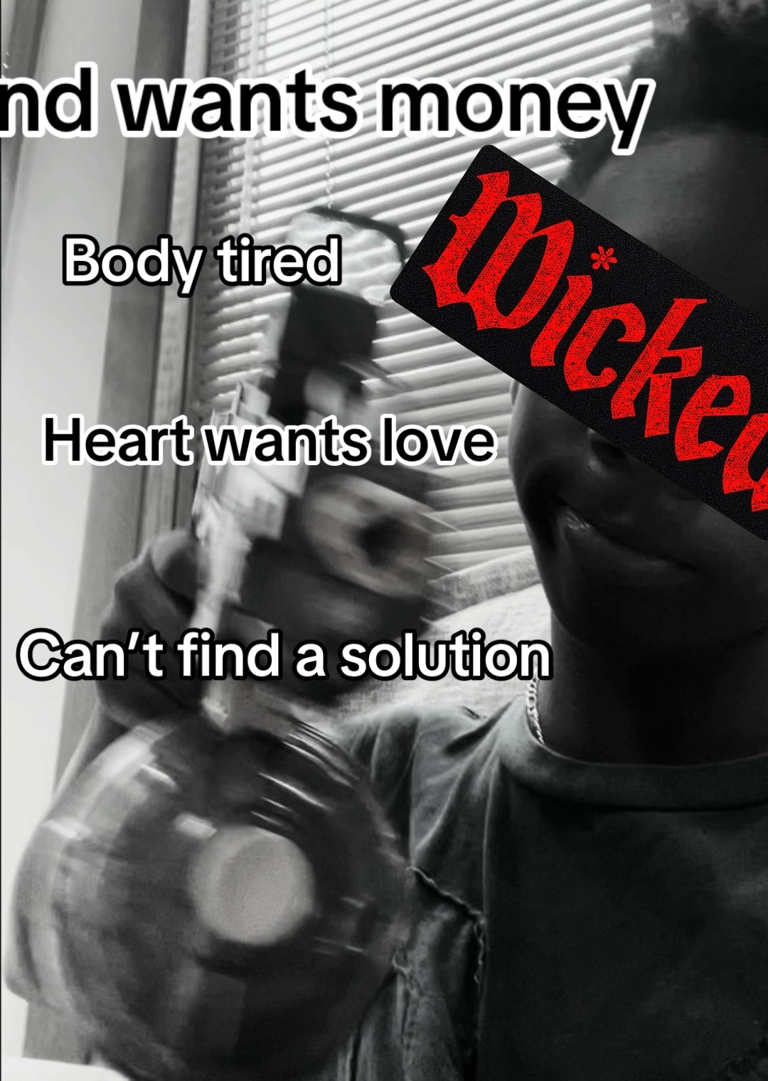 @Lor_kc3k🕷️🕸️★