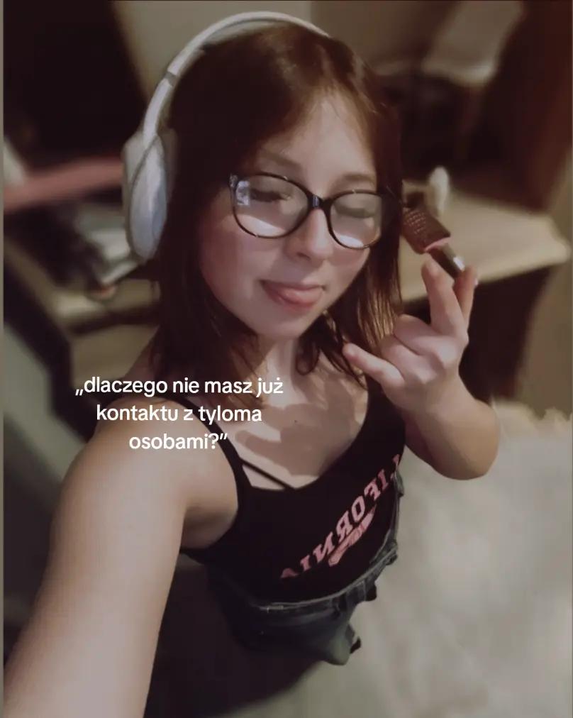 @😈🎧📱💤🥊🥊😭😡🥺💯🔥😻😻🖕✌️