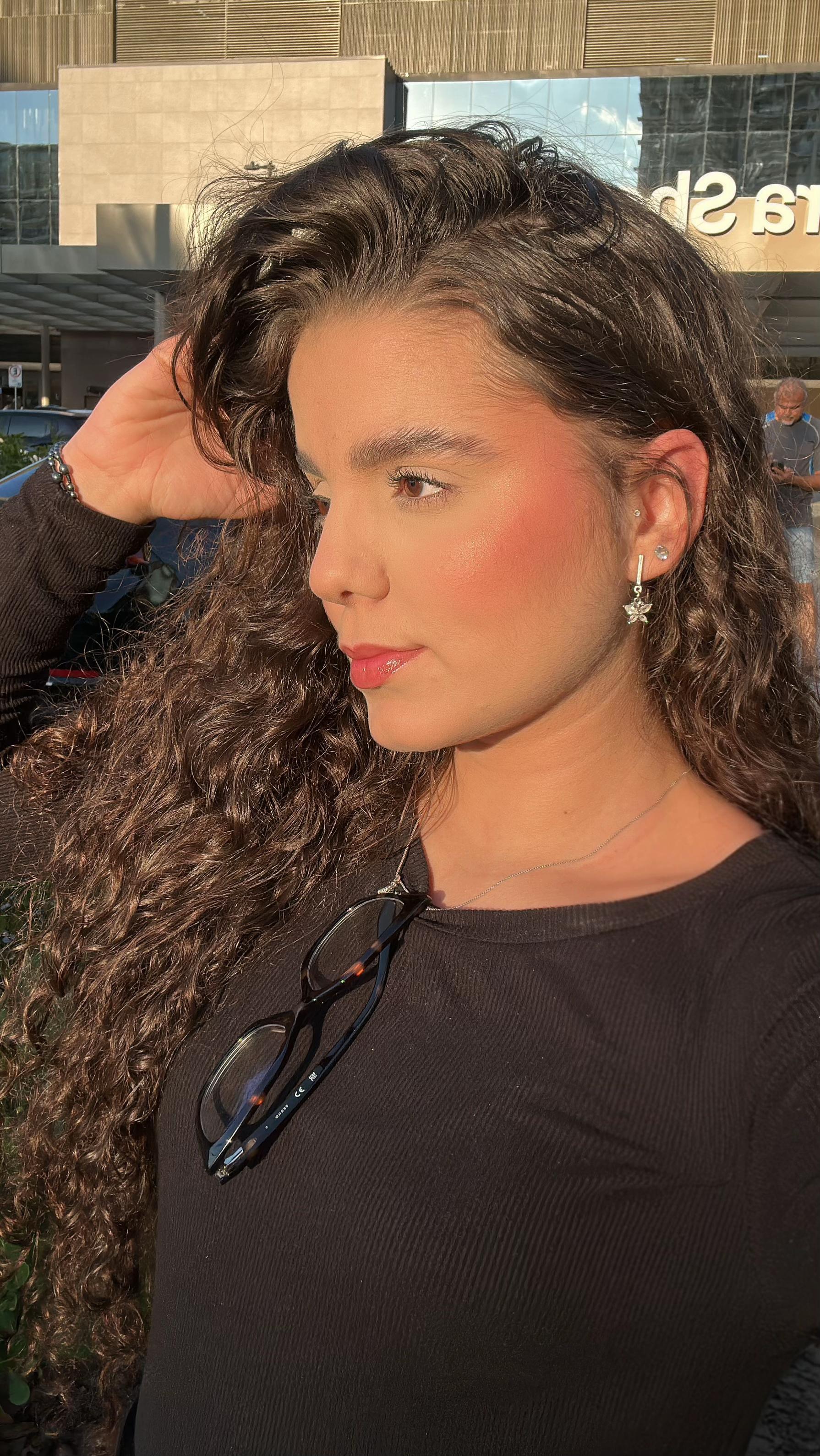 @Letícia