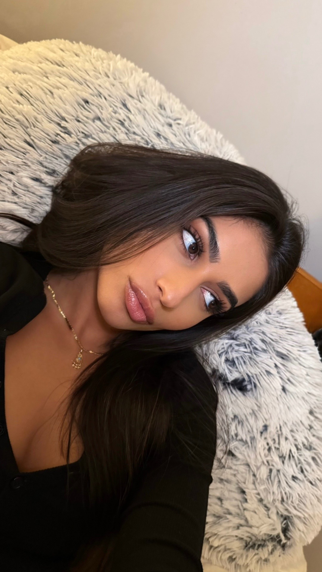 @Lara