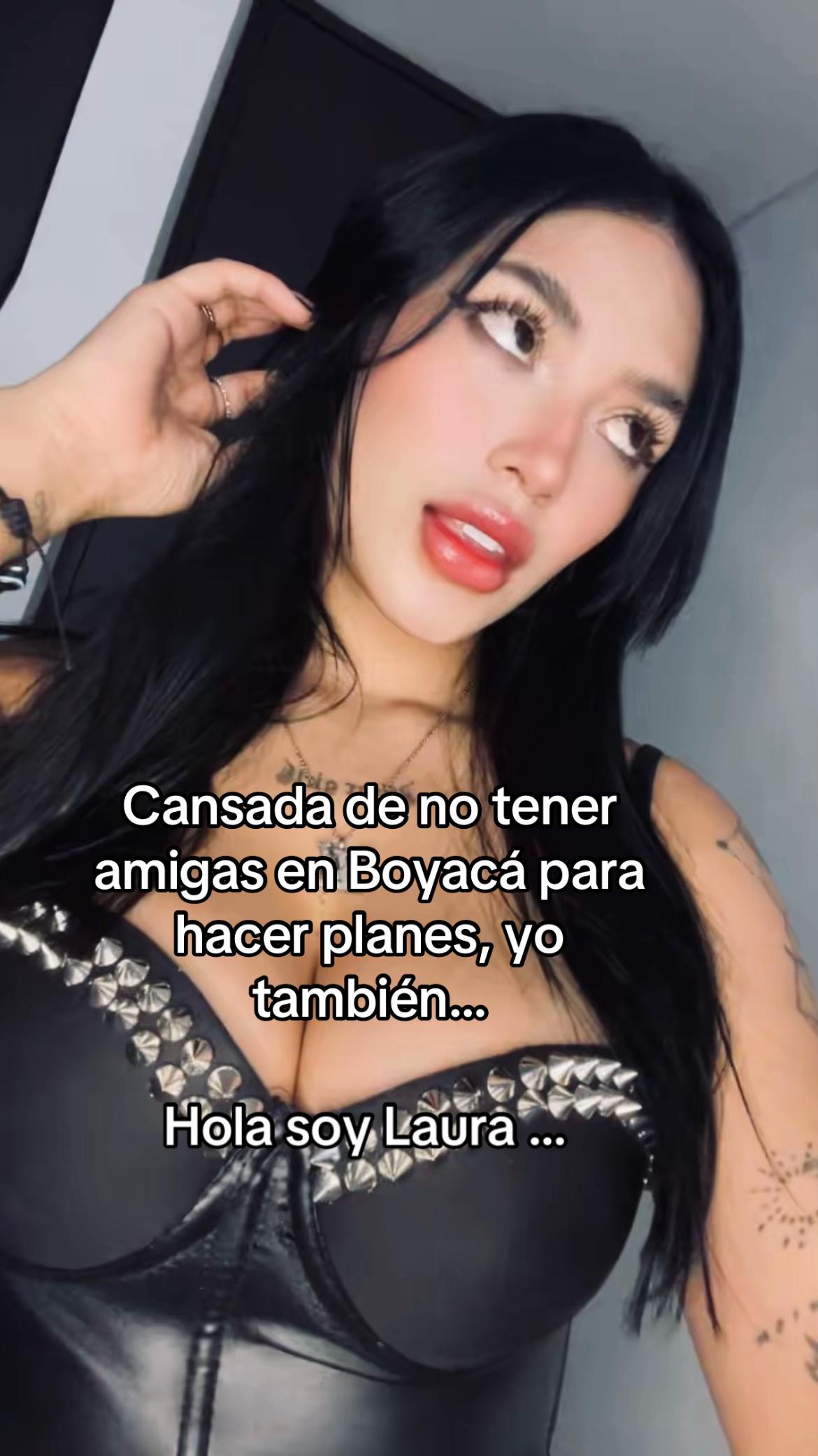 @Laura Londo&ntilde;o 🎧🖤🎵