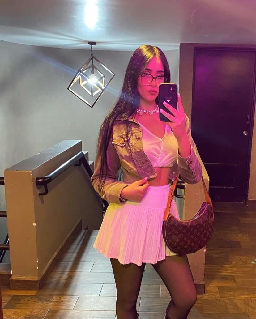 @Diana Longoria