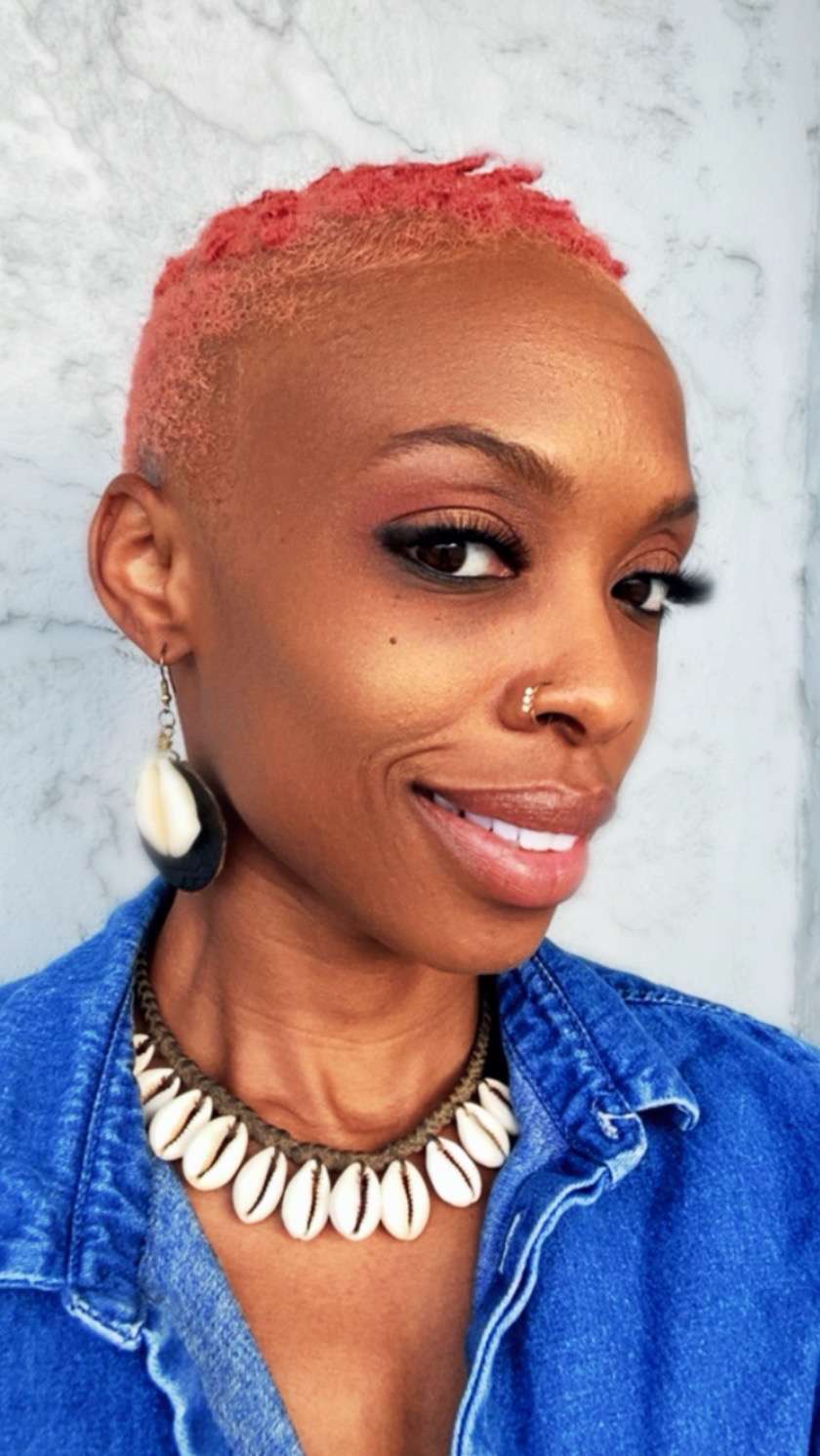 @LilPinkFro