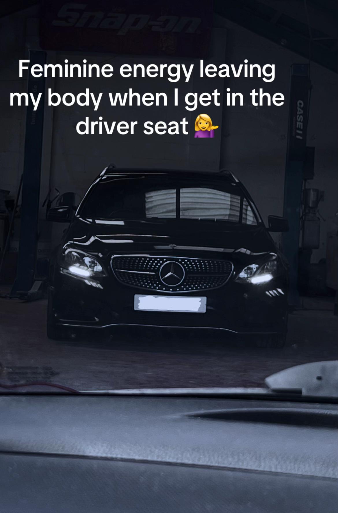 @miss_mercedesbenz