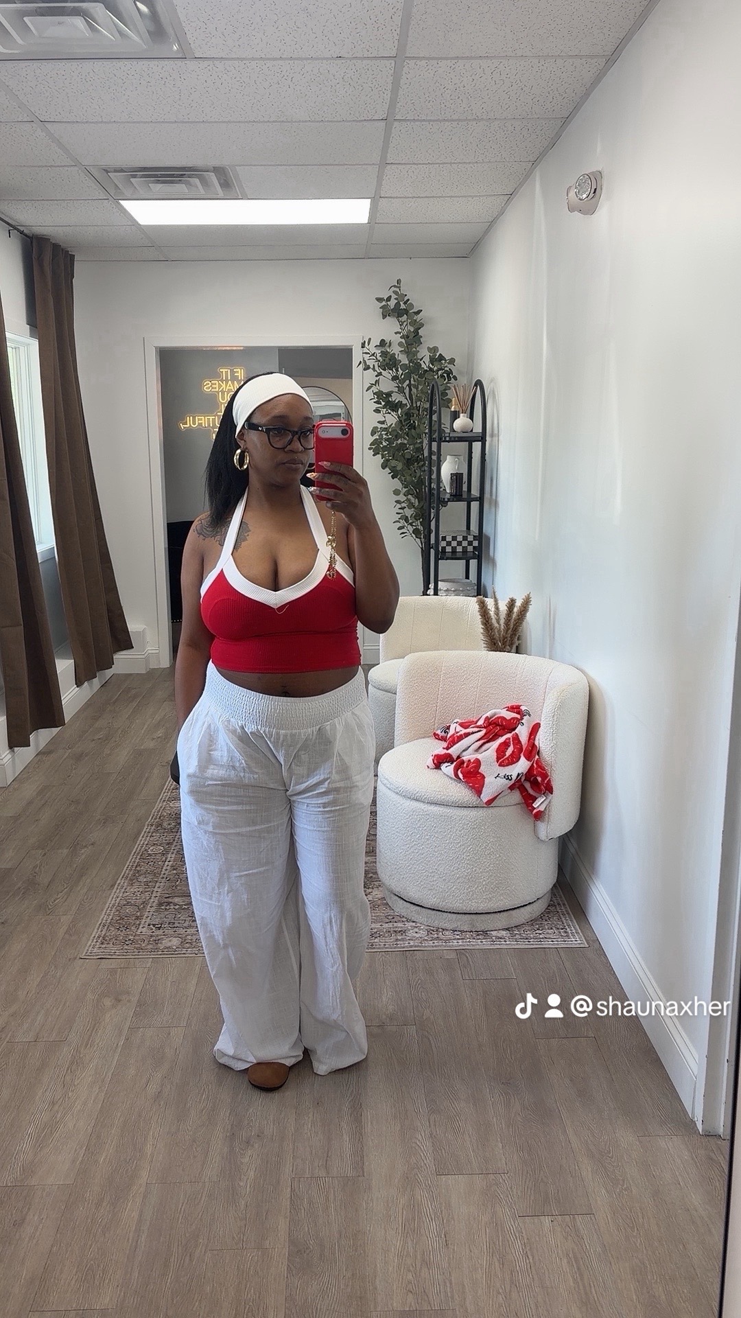 @shaunaxher