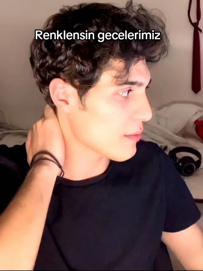 @User2272992839292