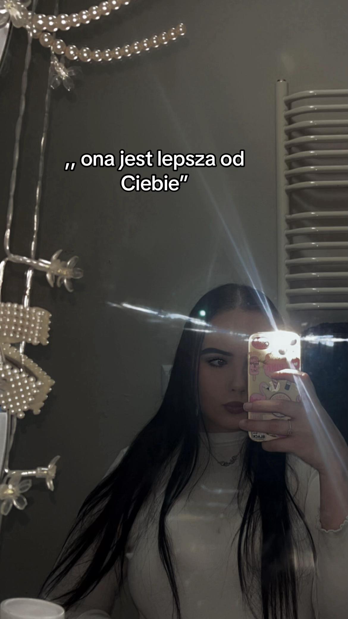 @xwikaaaxx