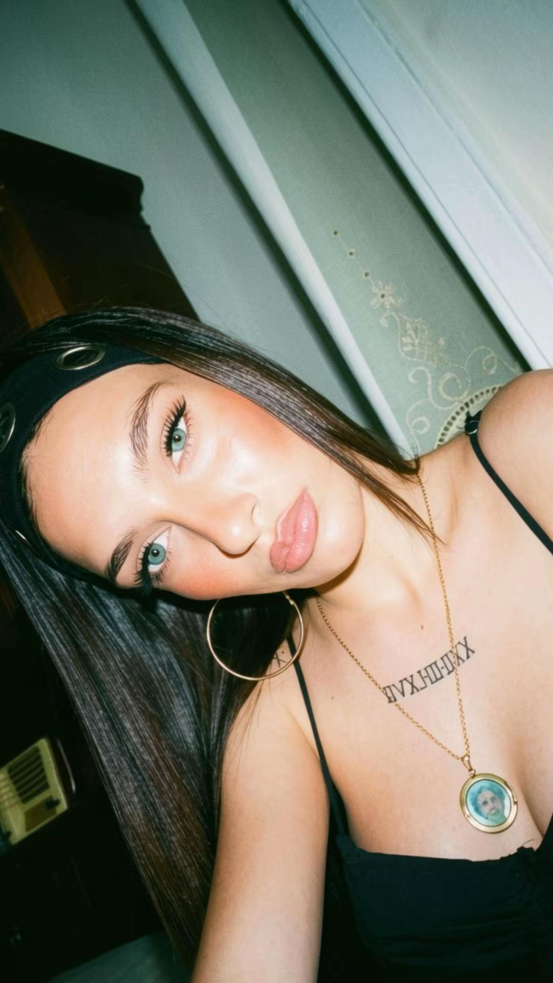 @annacrisci_