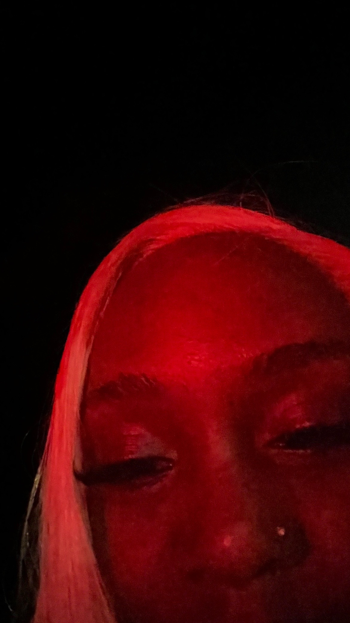@whotfisdede