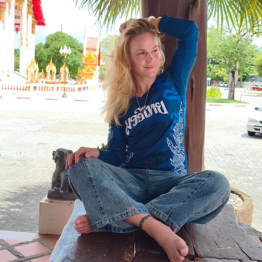 @Team_Valentina_Shevchenko