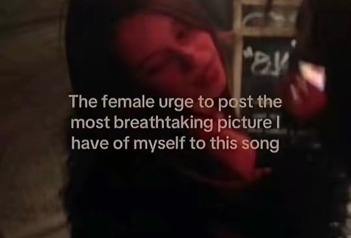 @AriOnTheBeat💋💄