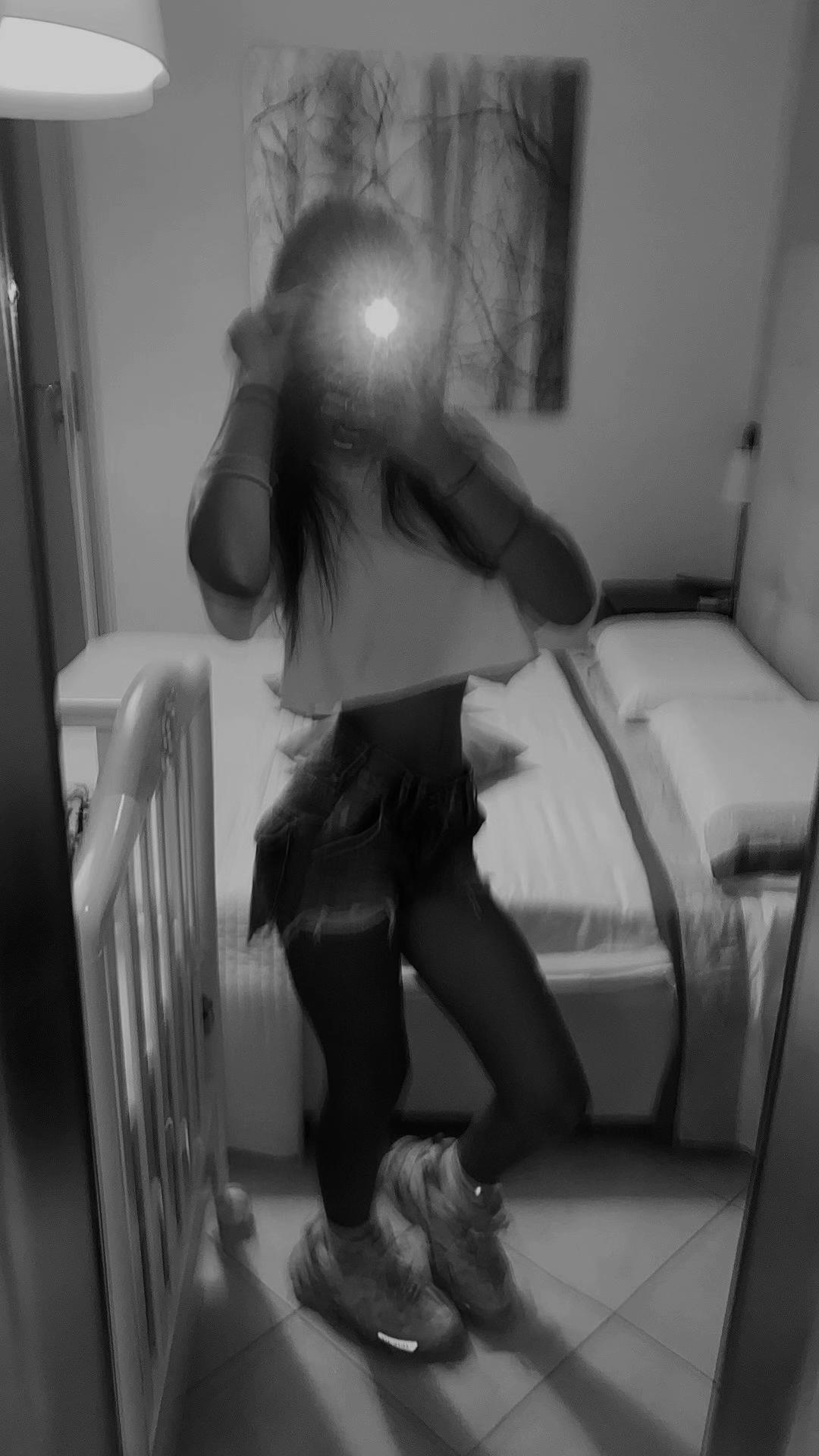 @nondisponibile2323