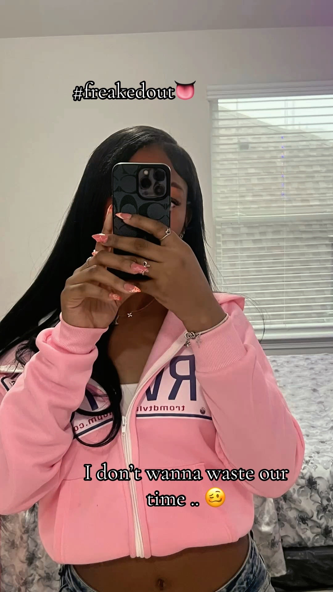@Fien4dollz