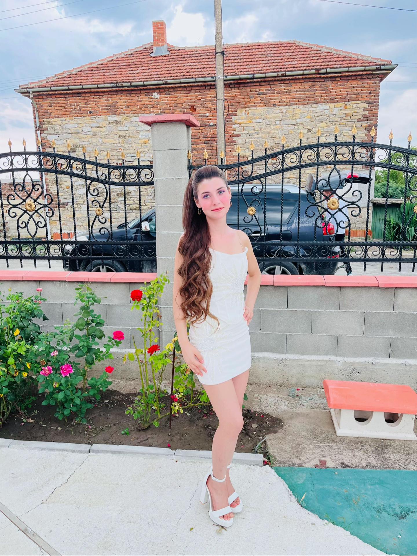 @mlazarovaa