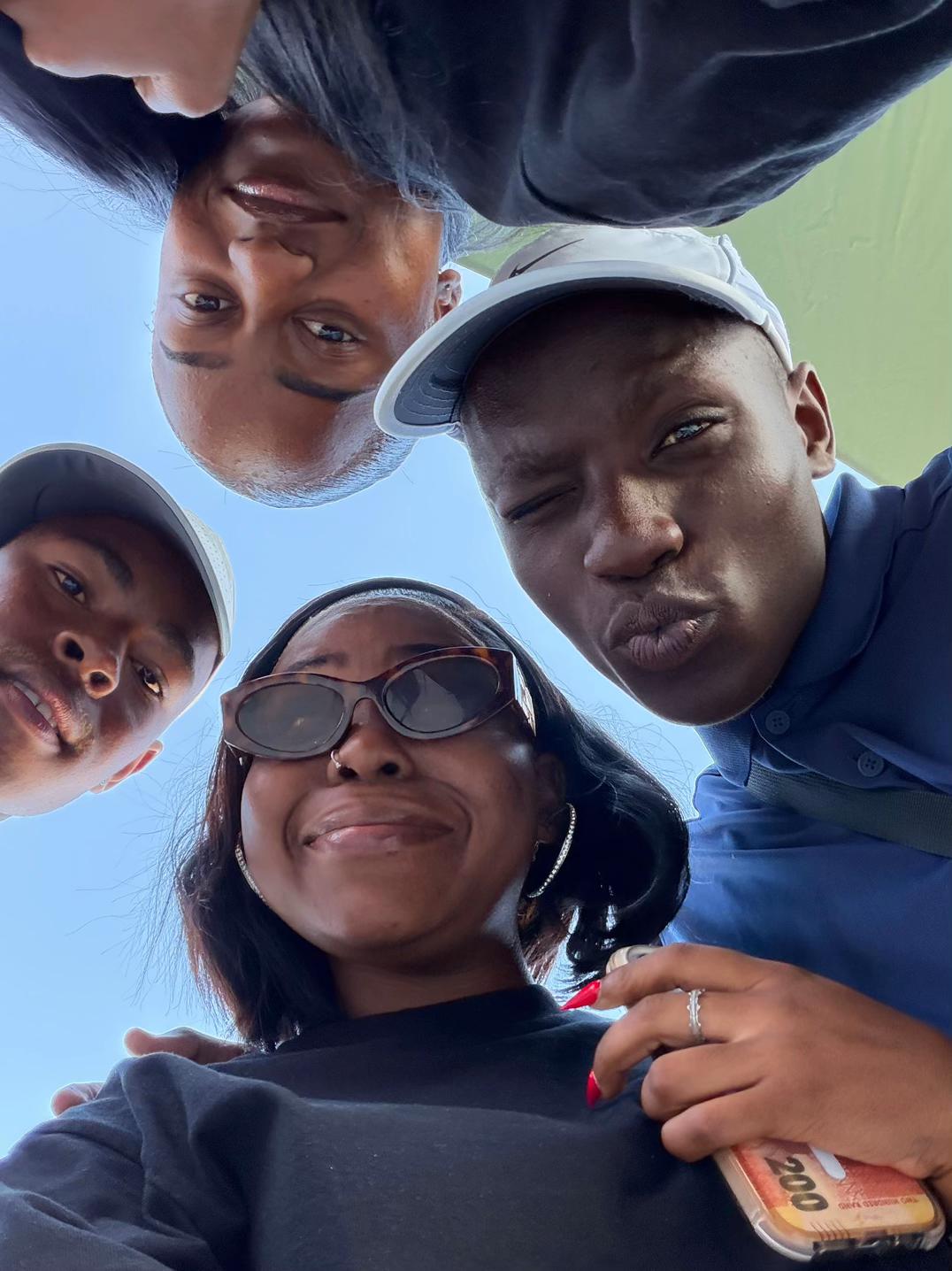 @Amohelang