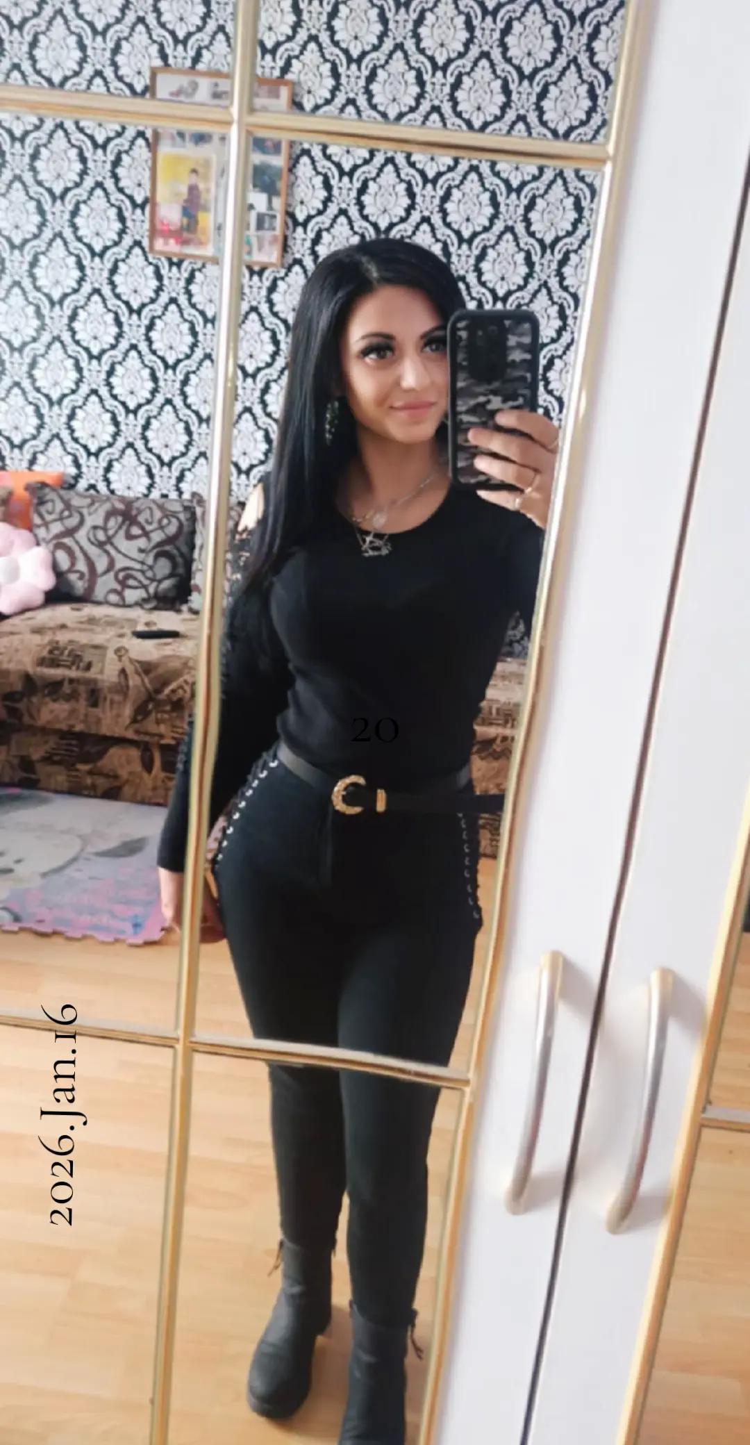 @🖤KAROLINA 🖤
