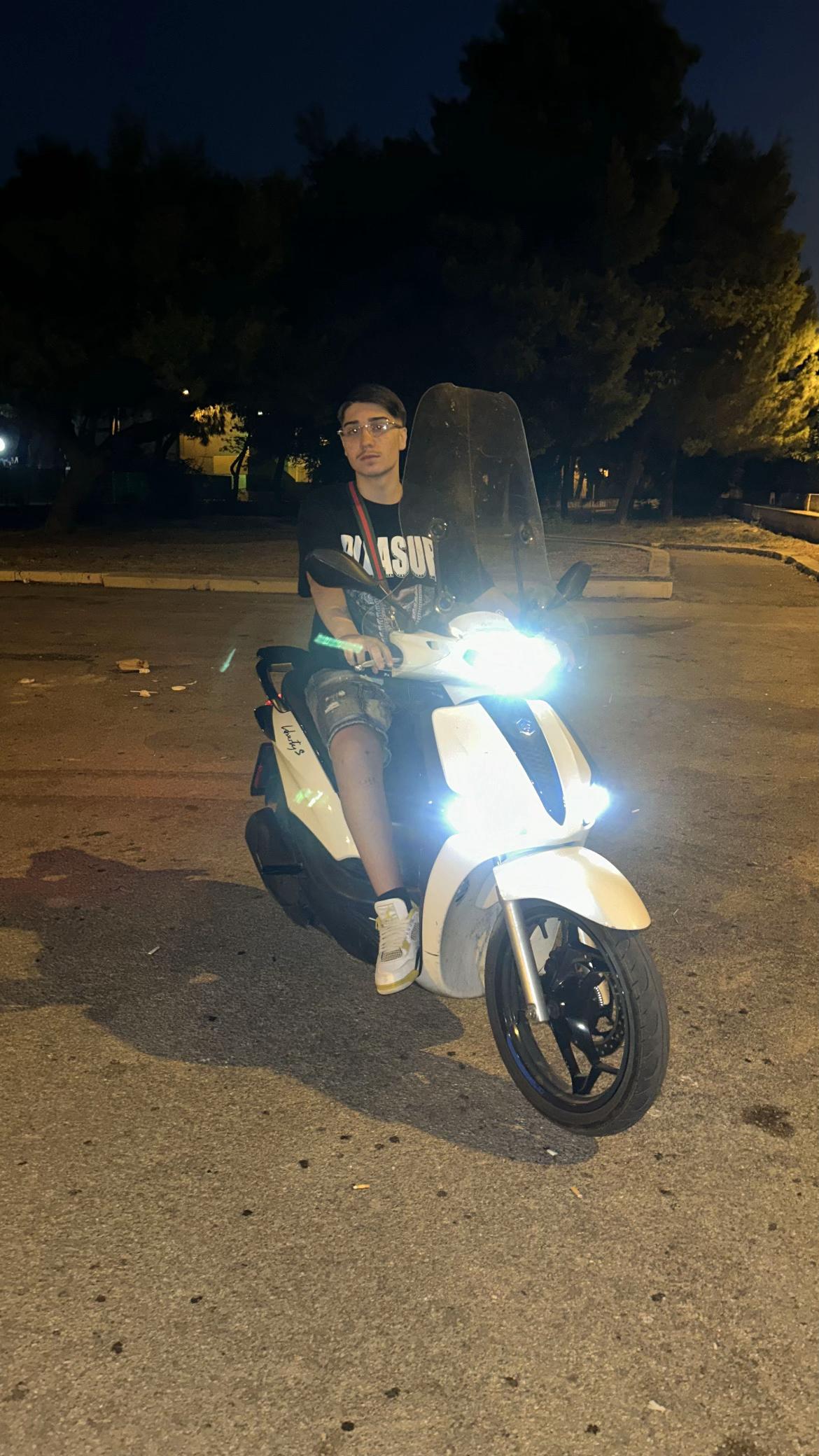 @.ᡕᠵデ气亠