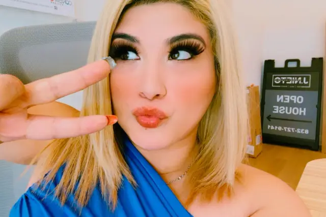 @Valerie_Salas