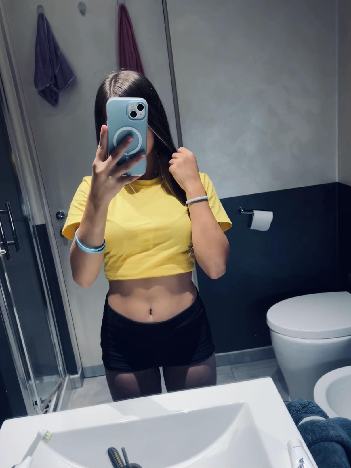 @🪼