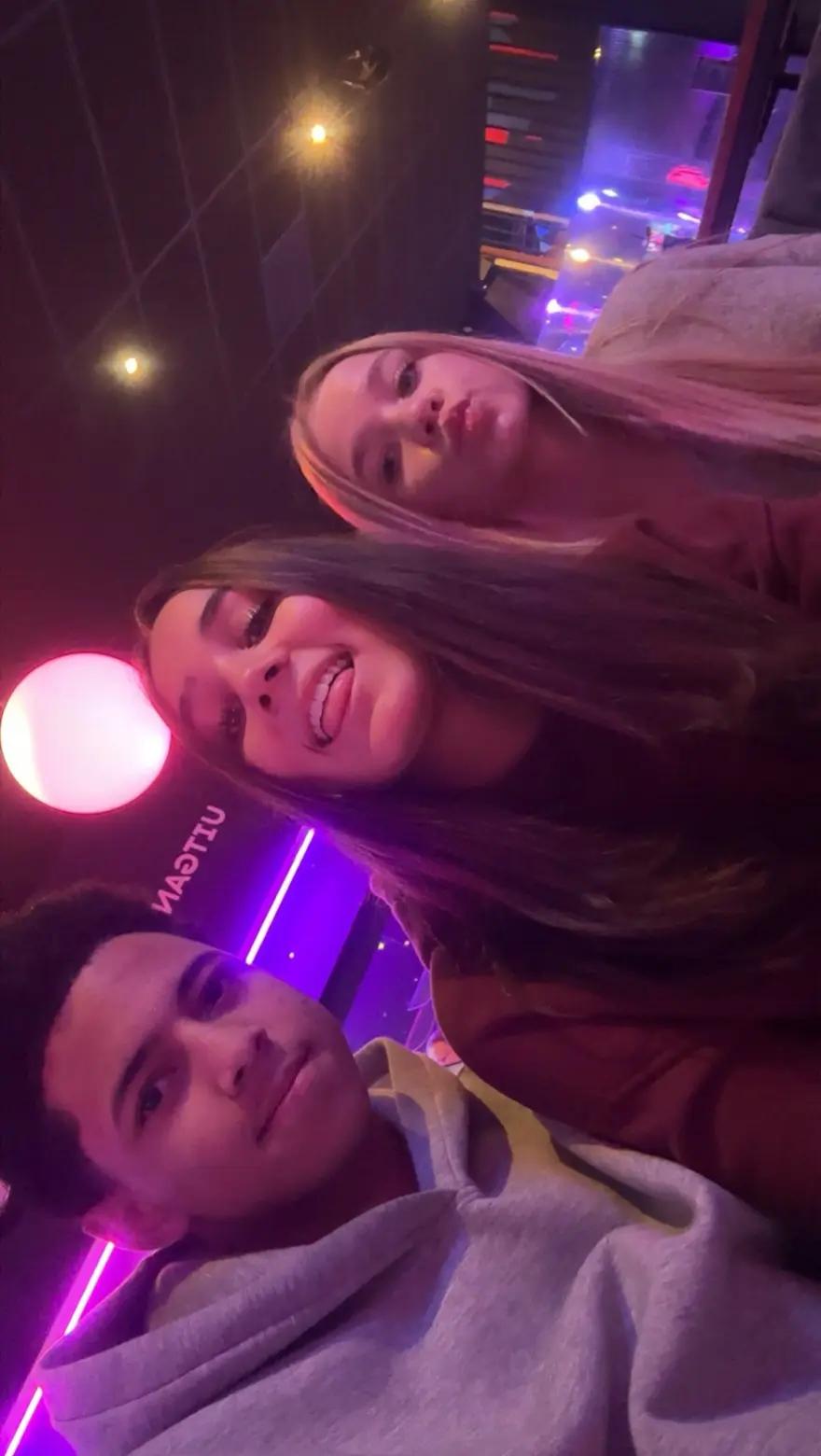 @Nikkiii