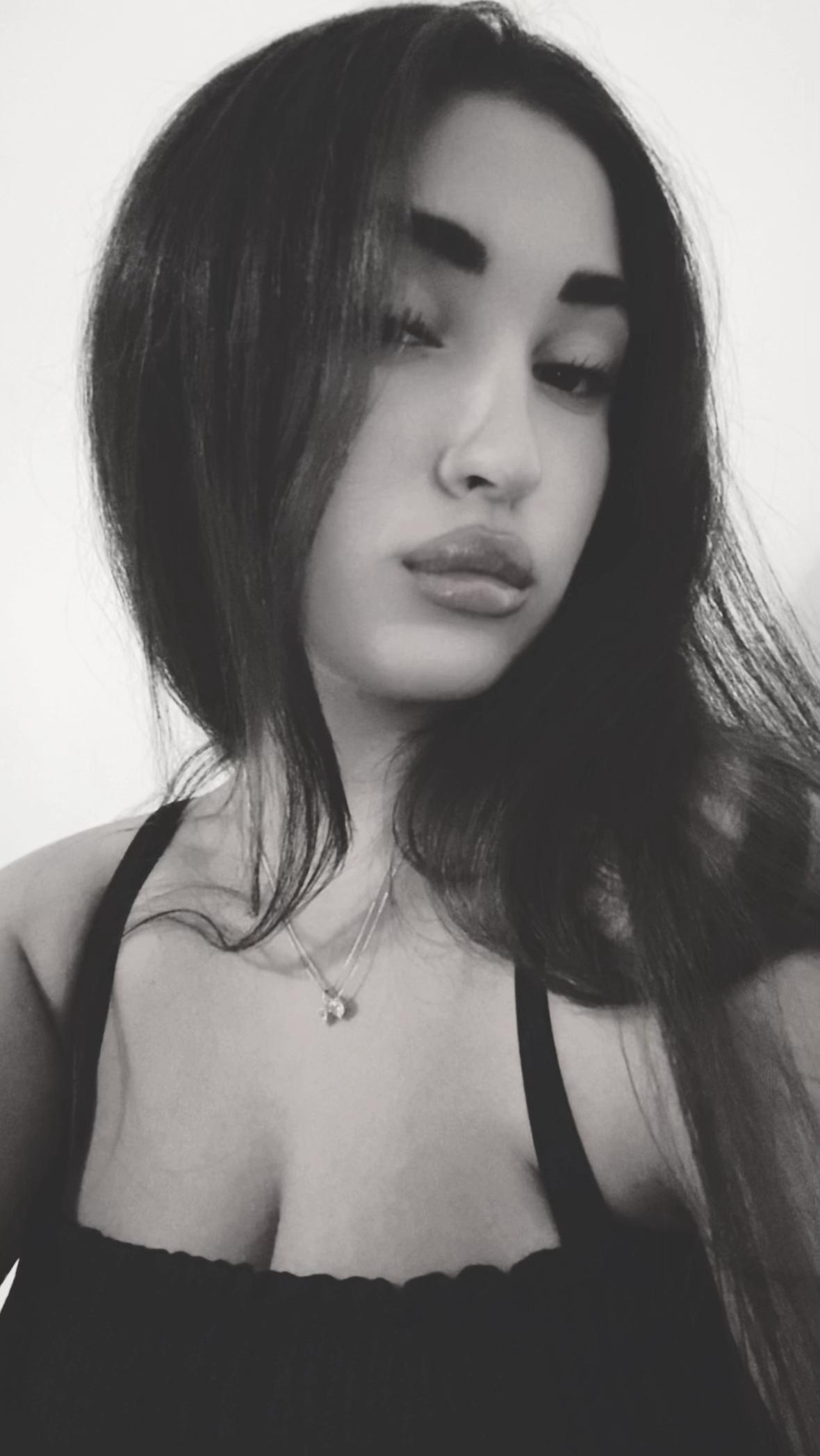 @Xhesika🇦🇱