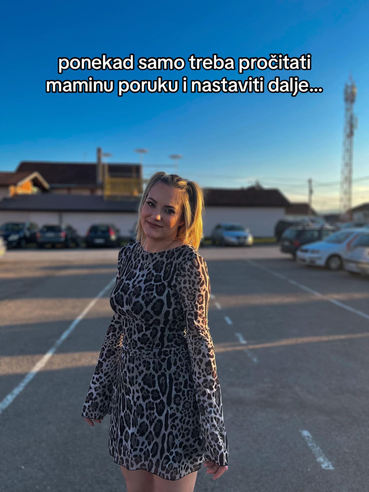 @Đina