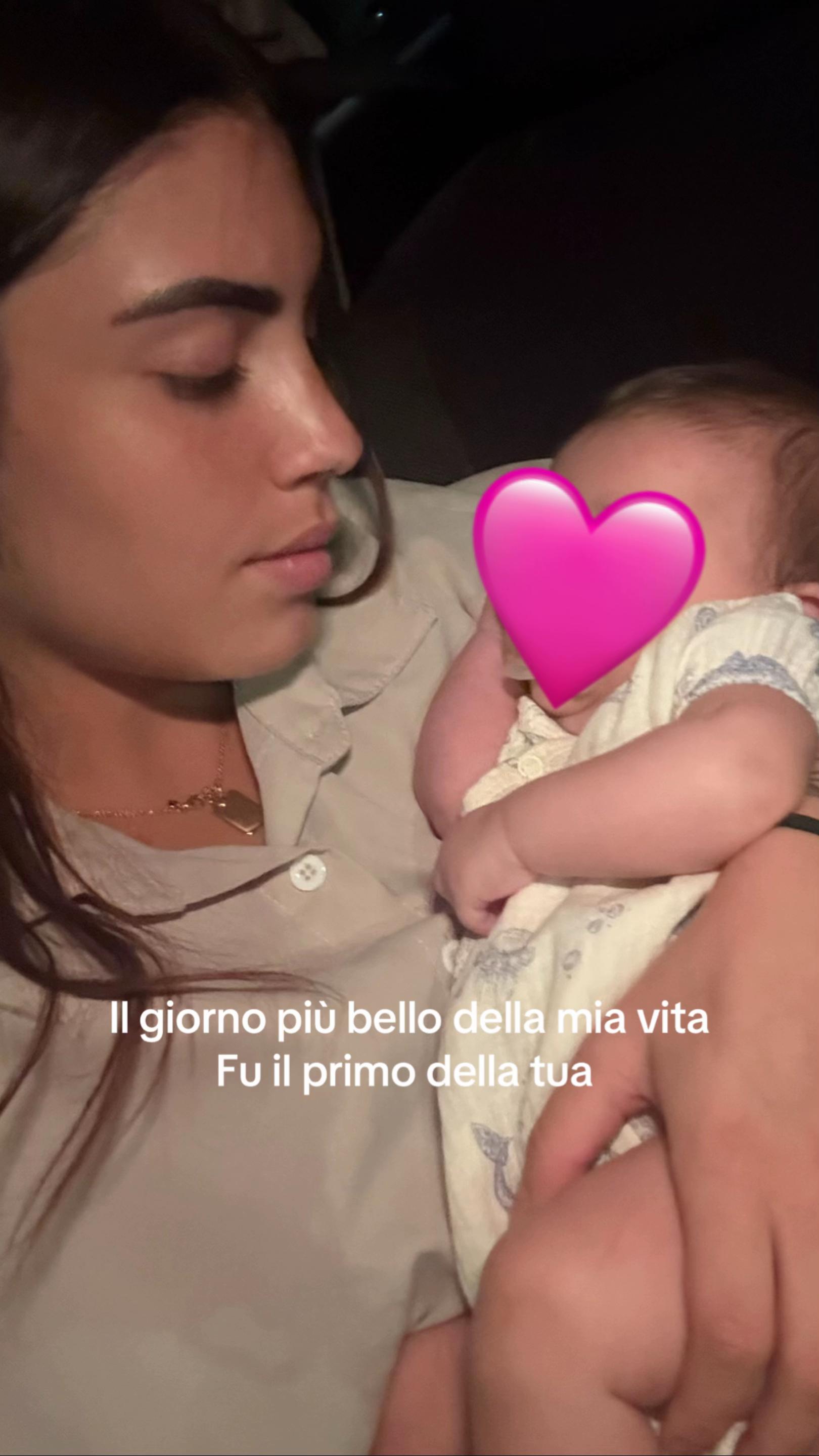 @Rebella👸🏻