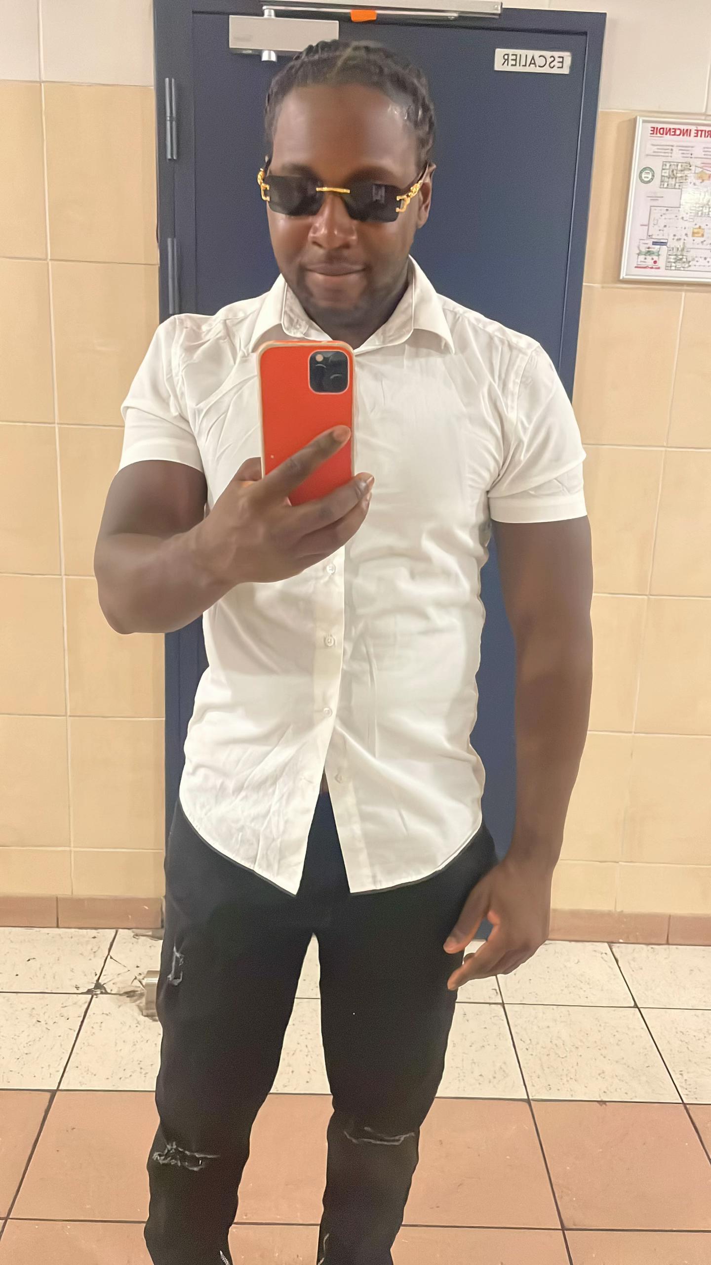 @BM 🇫🇷🇨🇩