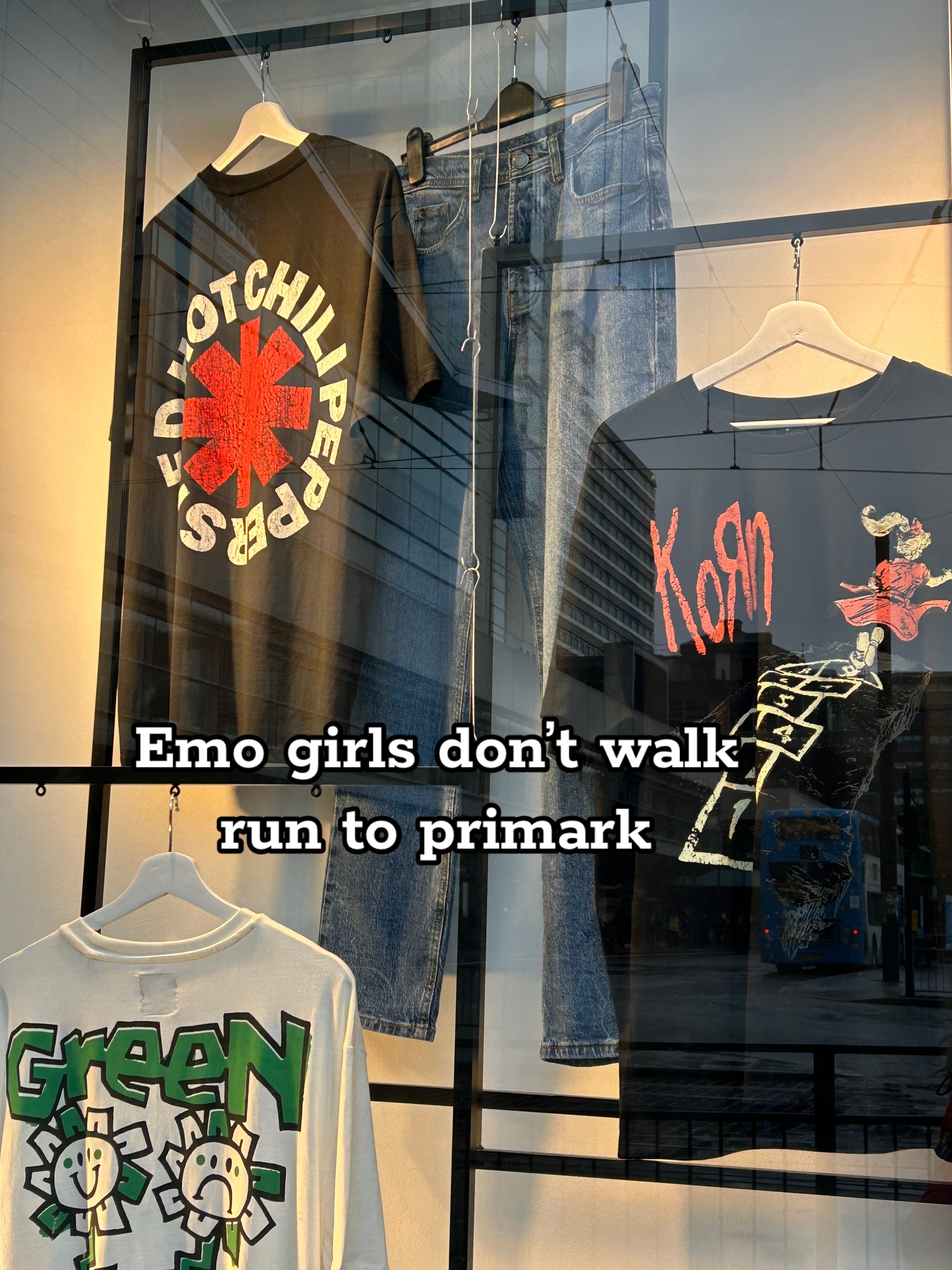 @sarah twin emo mama