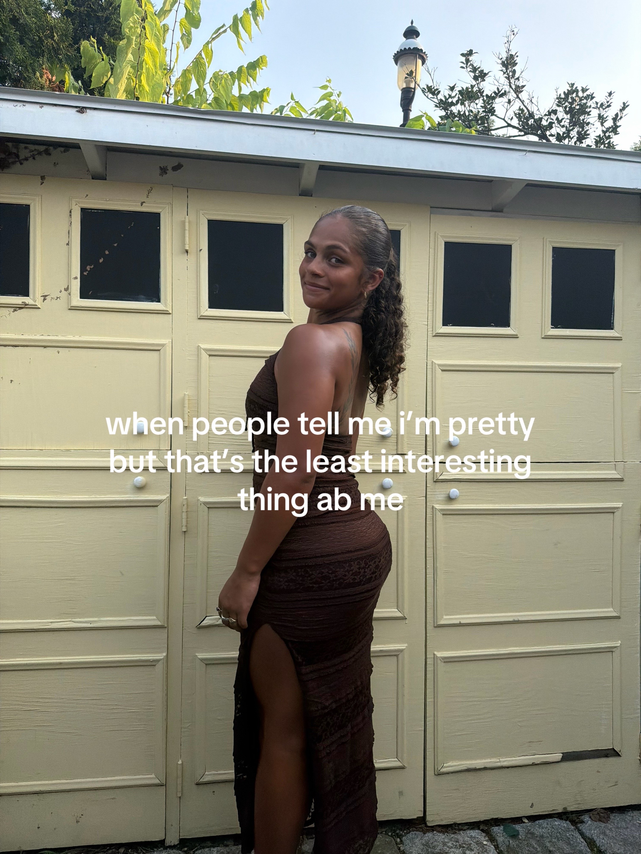 @elliswootenn