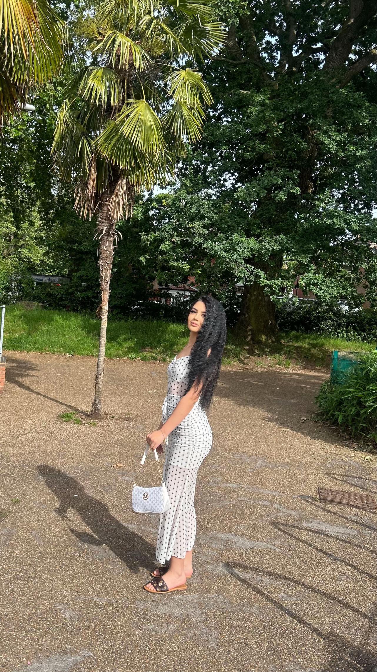 @Analisa