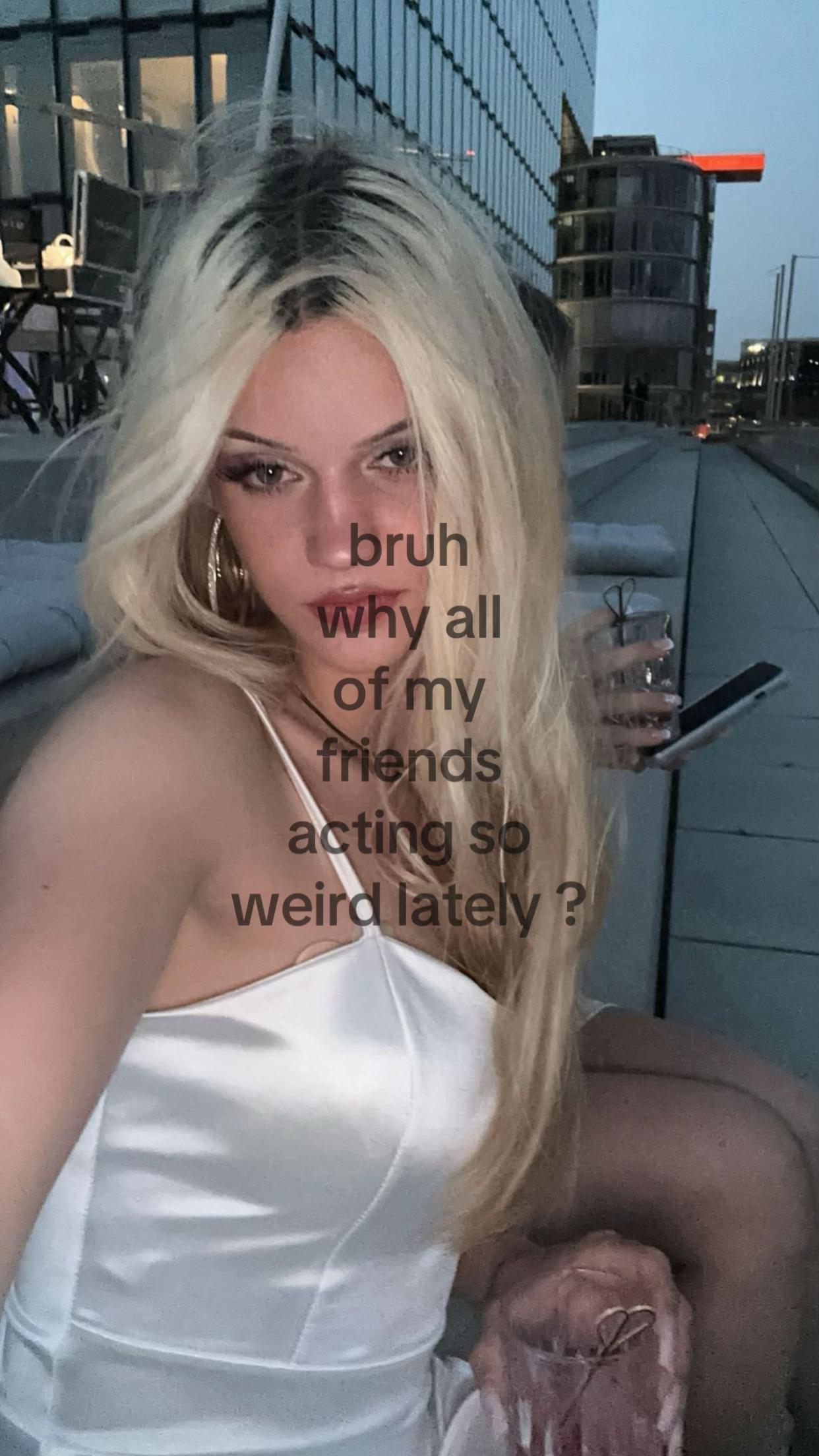 @𝐲𝐨𝐮𝐫 𝐩𝐥𝐚𝐜𝐞 :)