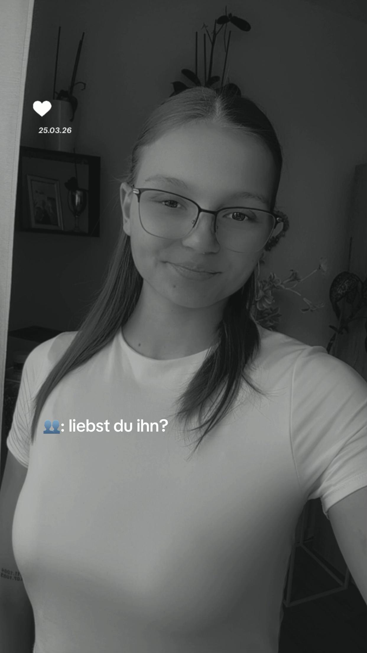 @𝔑𝔞𝔱𝔞𝔩𝔦𝔢 𝔰𝔬𝔭𝔥𝔦𝔢