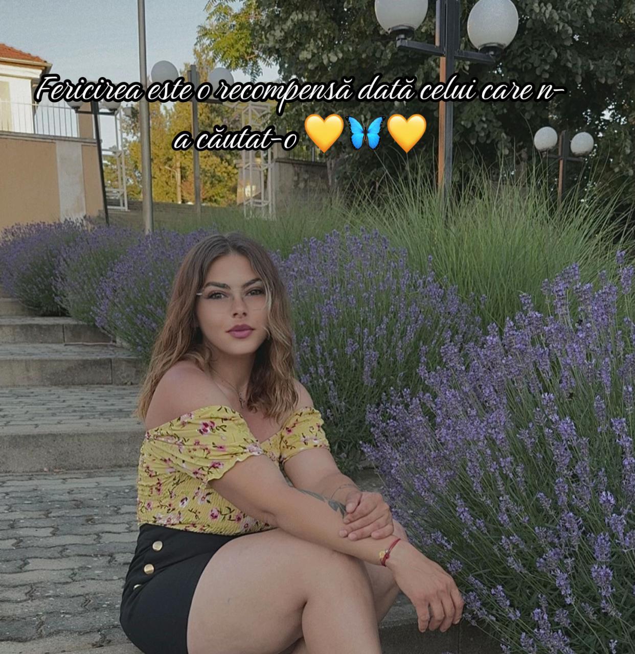 @🦋🤍 Crina Carculea 🤍🦋