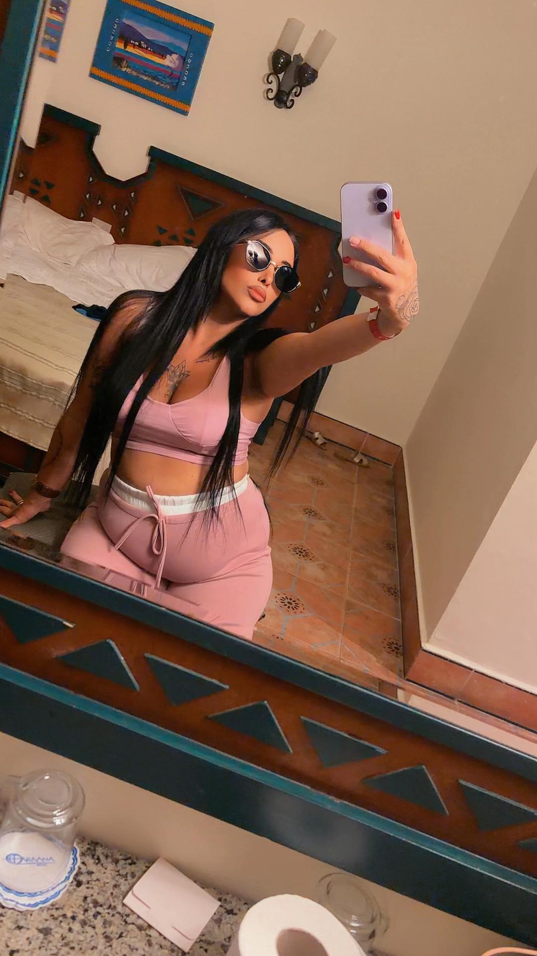 @Vanessa Lorenzo🖤