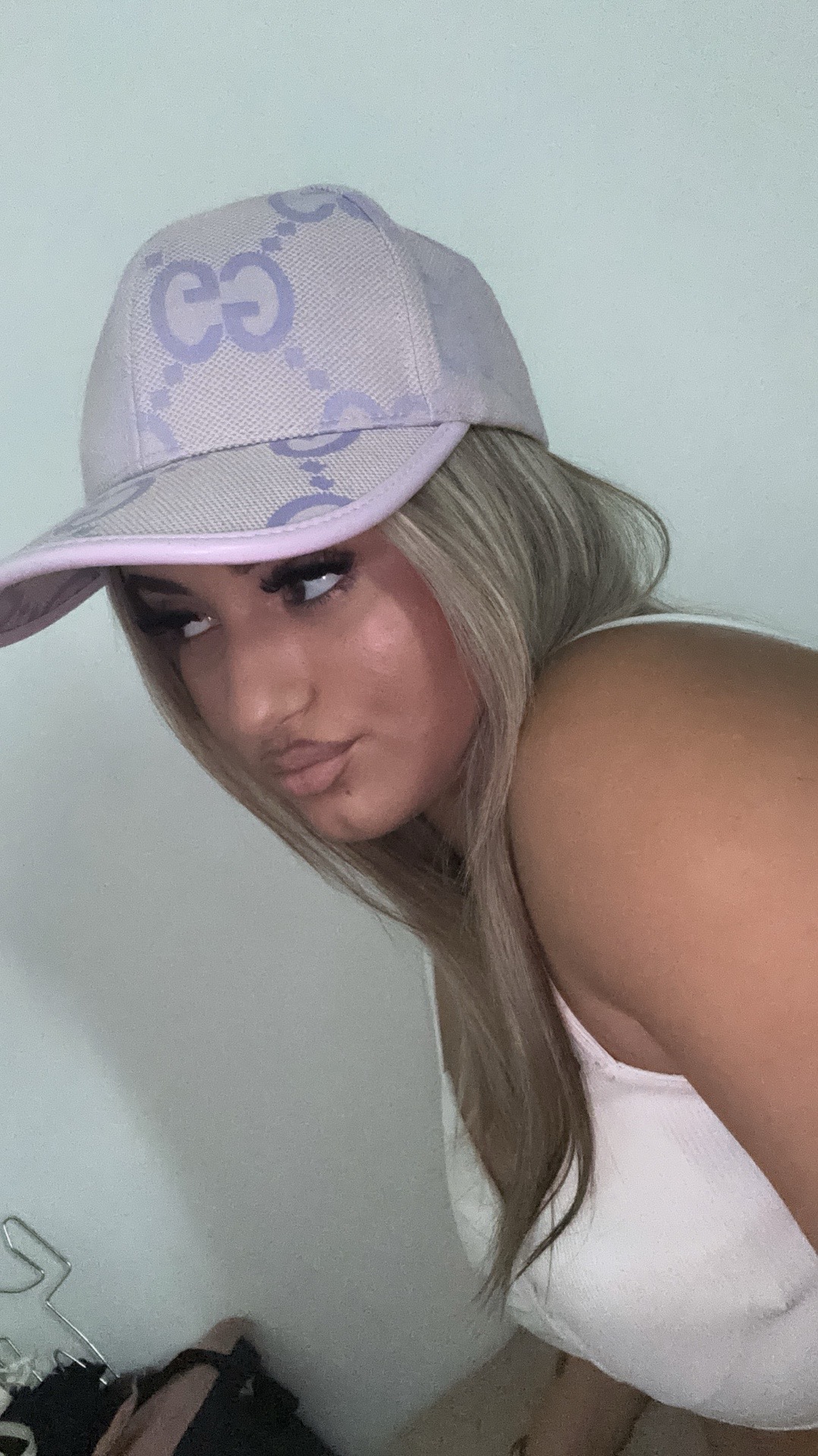 @A N G I👸🏼