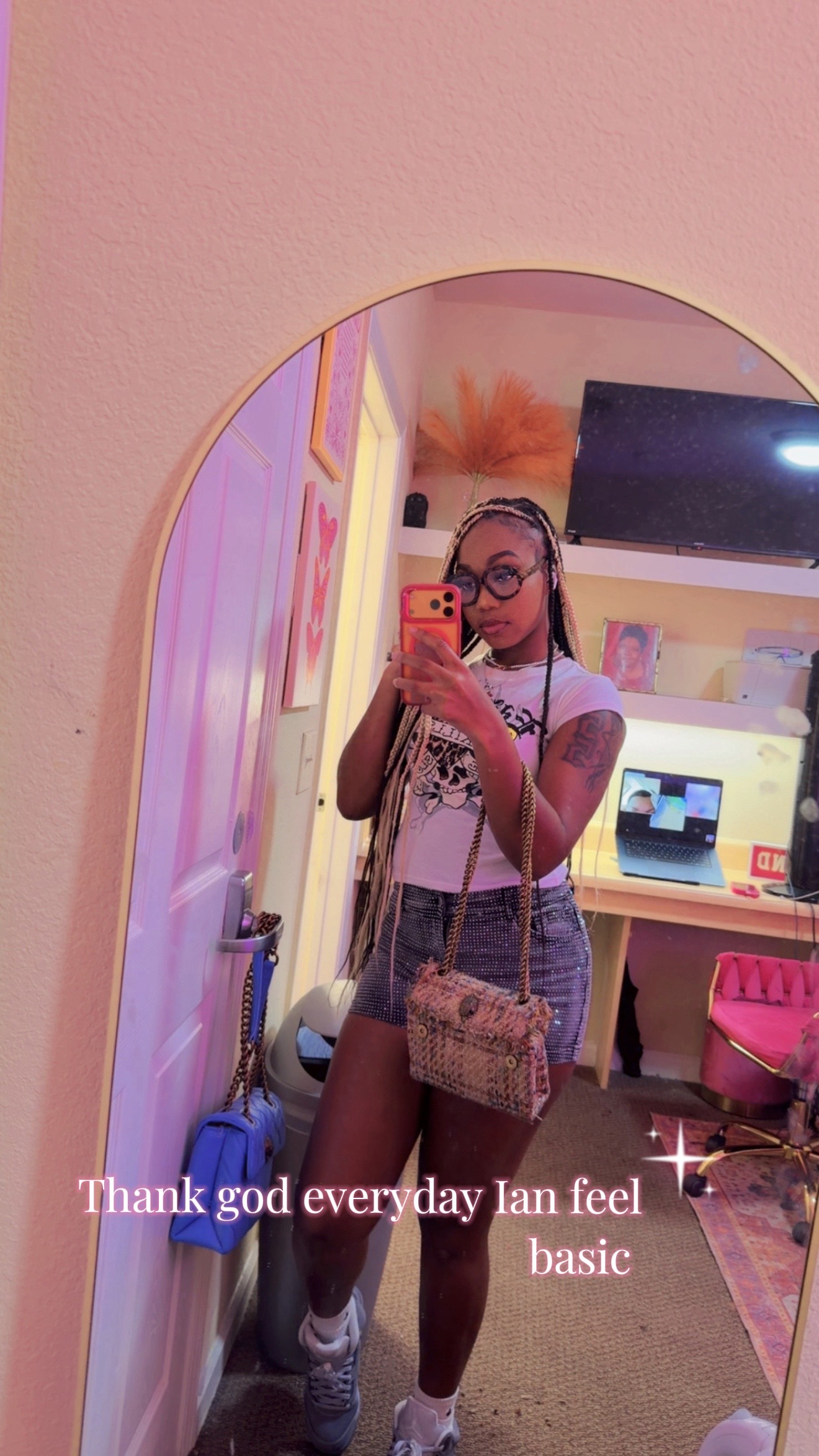 @NIYA🤍😽