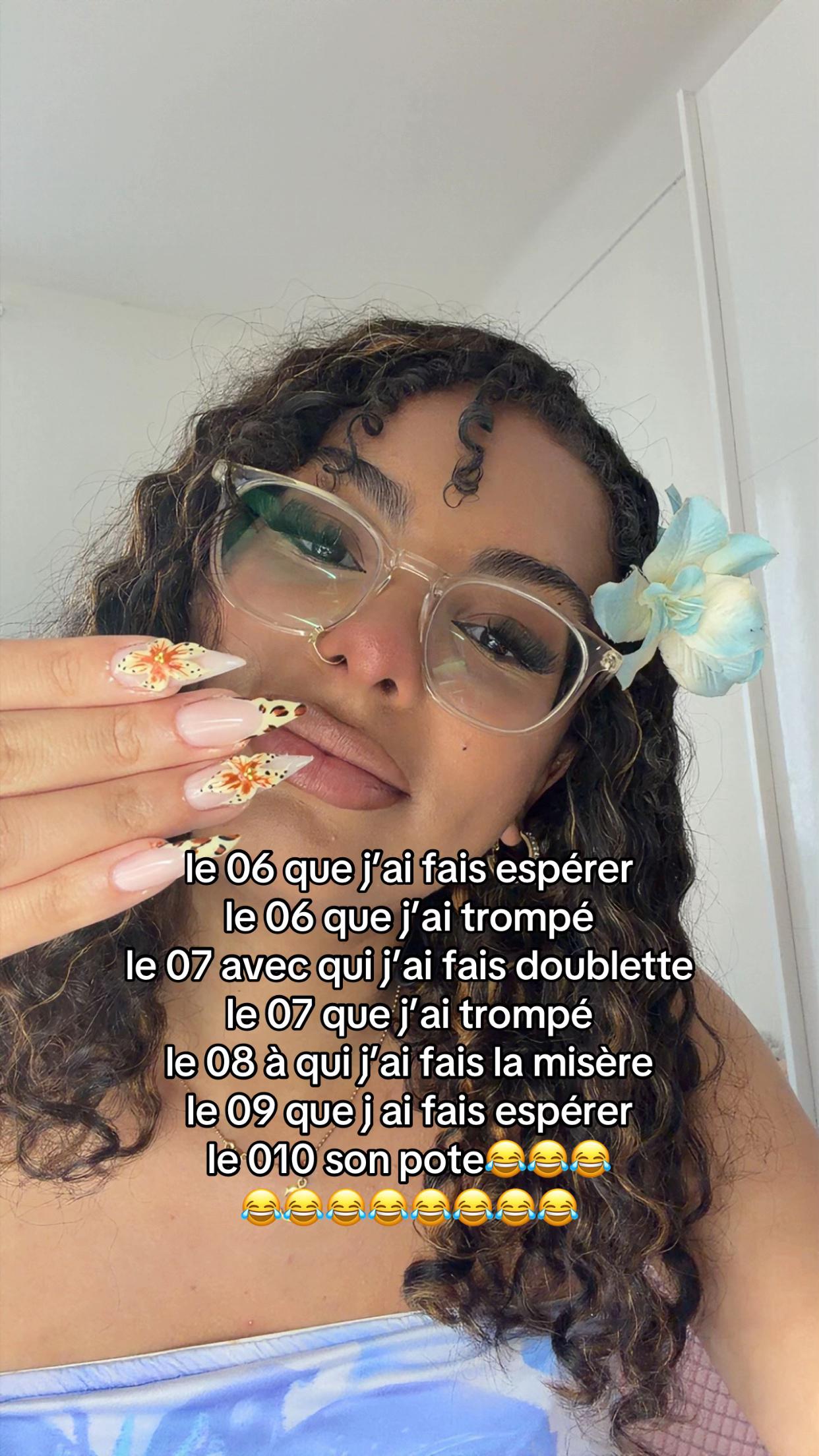 @★