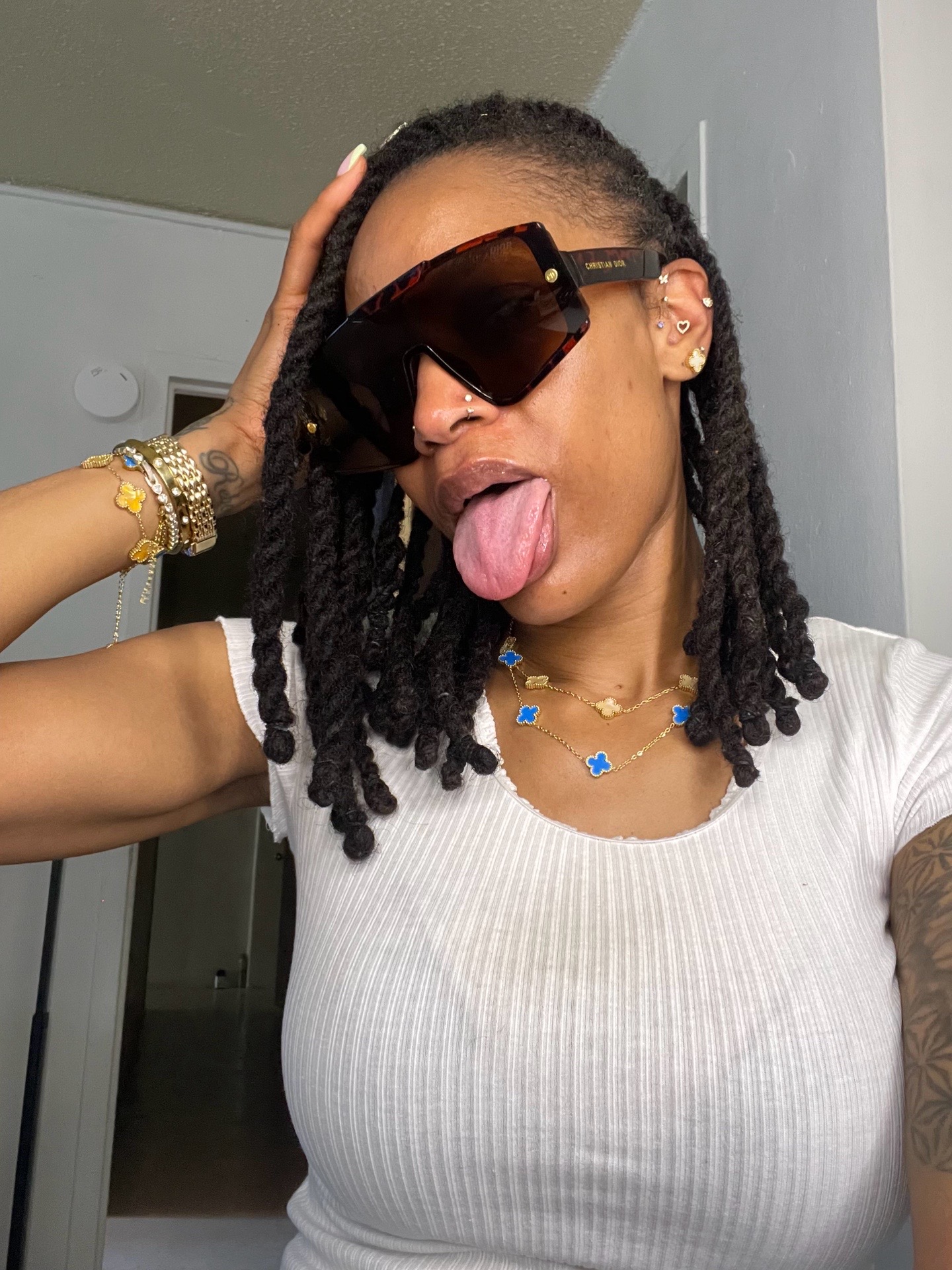 @B.Renee