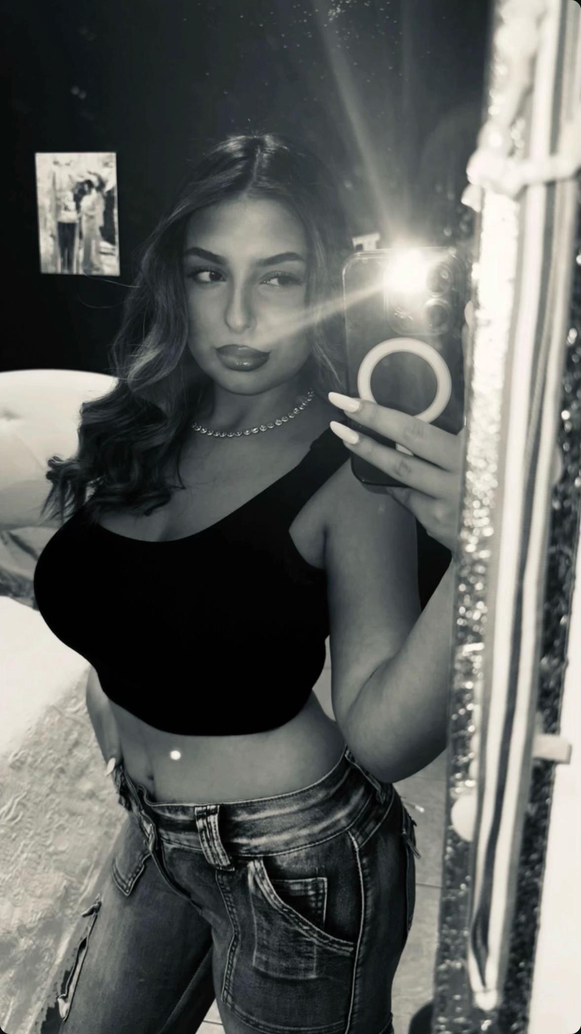 @_.asiabruno